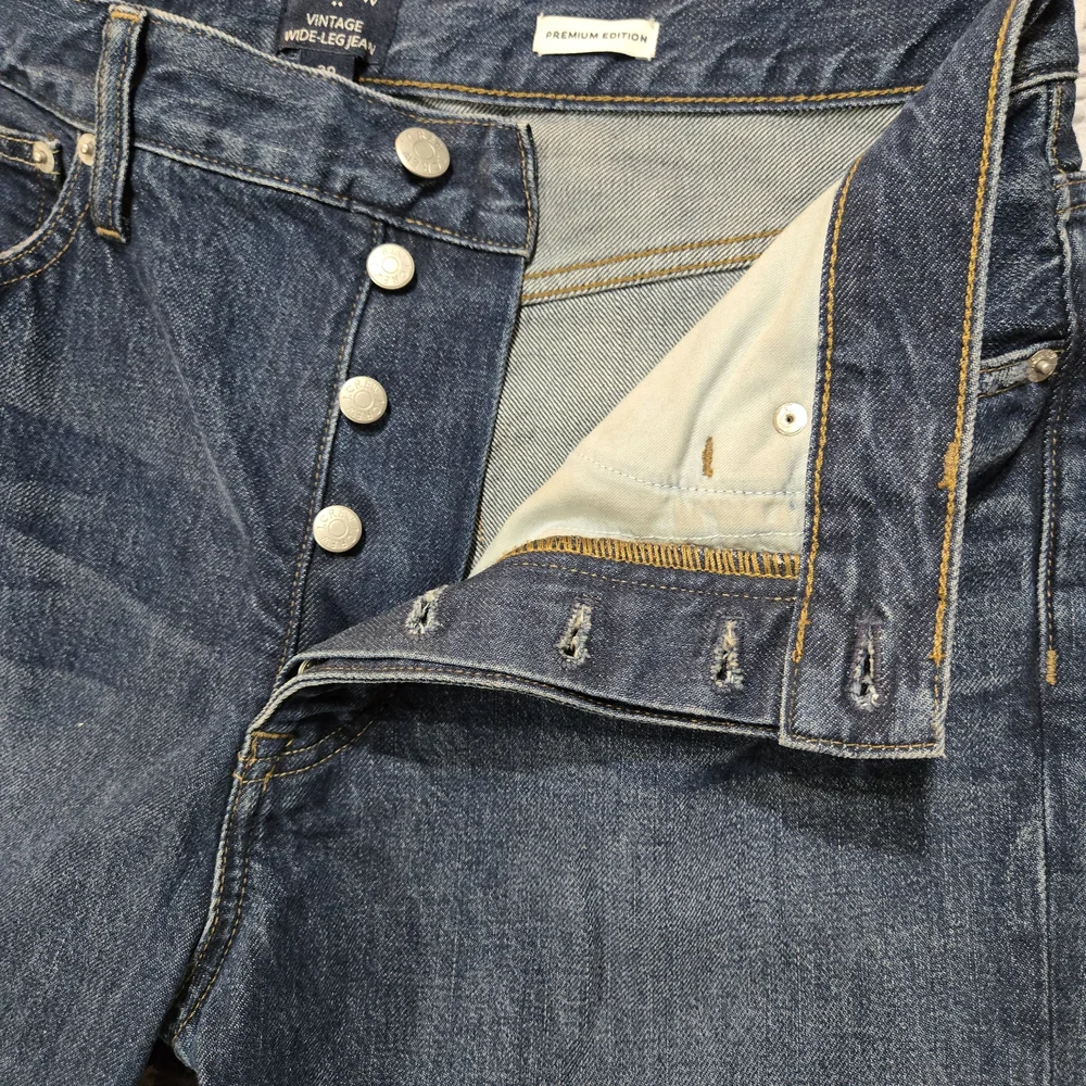 J. Crew Wide Leg Jeans Premium Edition With Button-fly Closure - Picture 11 of 16